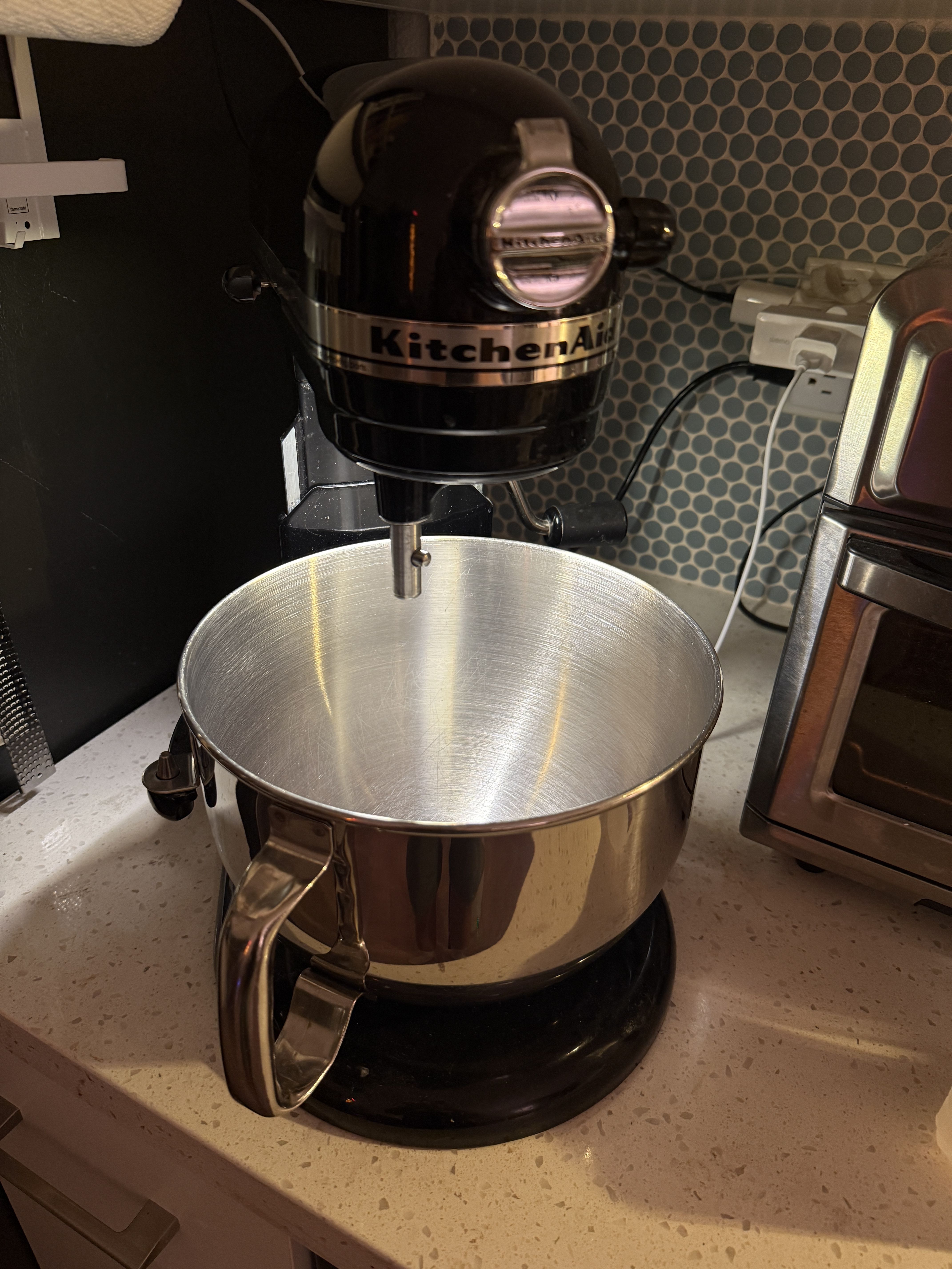 A stand mixer with a DIY bowl light